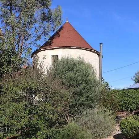 בית נופש La Tour Du Perigord Beaupouyet